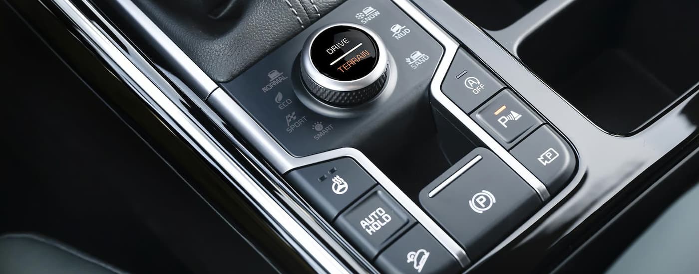 Center console and drive mode knob in a 2026 Kia Sorento